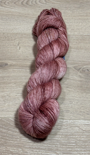 Load image into Gallery viewer, 4Ply AU Merino Single Ply 370m/100g
