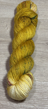 Load image into Gallery viewer, 4Ply AU Merino Single Ply 370m/100g