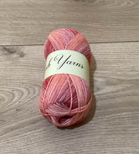Load image into Gallery viewer, 4Ply Merino/Cashmere/Nylon 210m/50g ball