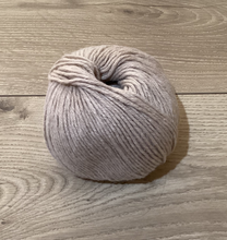 Load image into Gallery viewer, 8Ply Merino/Silk/Cashmere 50g