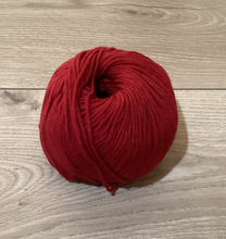 Load image into Gallery viewer, 8Ply Merino/Silk/Cashmere 50g