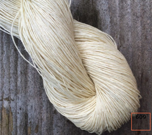 Load image into Gallery viewer, 1Ply Linen 1800m / 100g