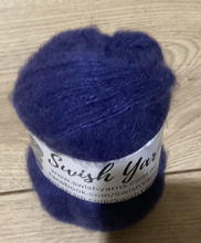 Load image into Gallery viewer, 2Ply/Lace  50%  AUS Alpaca 40% AUS Silk 10% AUS Merino
