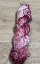Load image into Gallery viewer, 4Ply AU Merino Single Ply 370m/100g
