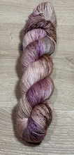 Load image into Gallery viewer, 4Ply AU Merino Single Ply 370m/100g
