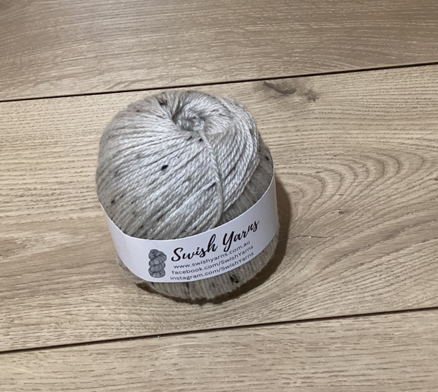 4Ply/Fingering  85% Australian Merino 15% Viscose Neps 185m/50g