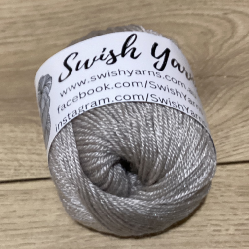 3Ply/Light Fingering 55% Australian Merino 45% Mulberry Silk 125m/25g