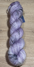 Load image into Gallery viewer, 4Ply AU Merino Single Ply 370m/100g
