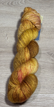 Load image into Gallery viewer, 4Ply AU Merino Single Ply 370m/100g
