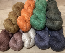 Load image into Gallery viewer, 4Ply / Fingering 50% Merino  25% Mulberry Silk  25% Linen 350m/100g
